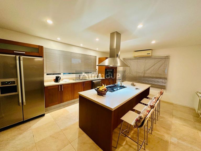 Casa en Venta en San Vicente, G.B.A. Zona Sur