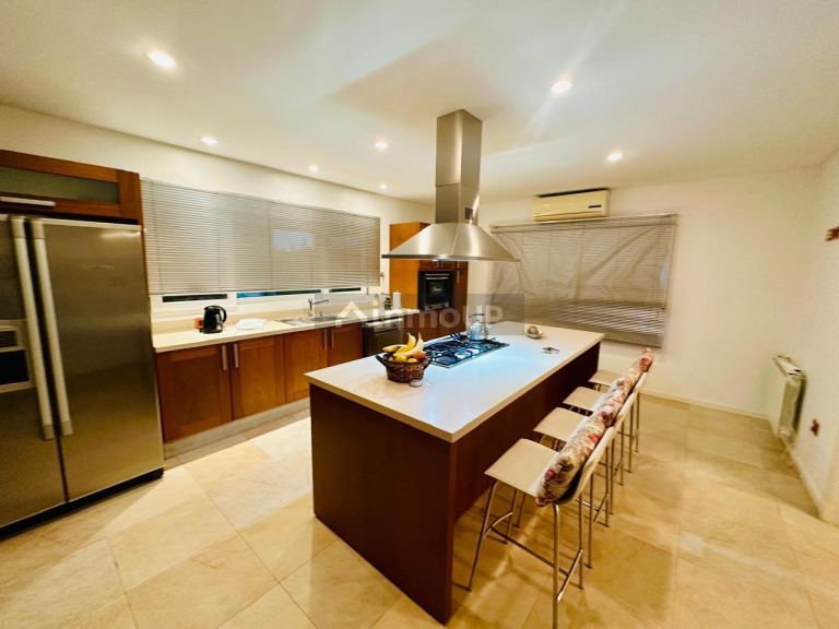 Casa en Venta en San Vicente, G.B.A. Zona Sur