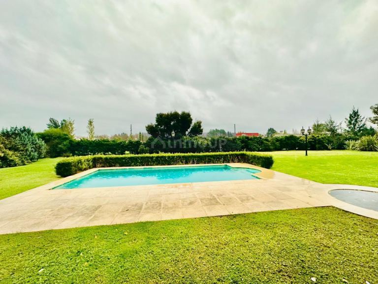 Casa en Venta en San Vicente, G.B.A. Zona Sur