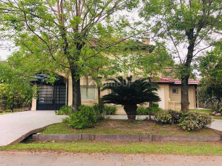Casa en Venta en Esteban Echeverria, G.B.A. Zona Sur