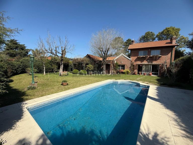 Casa en Venta en Esteban Echeverria, G.B.A. Zona Sur