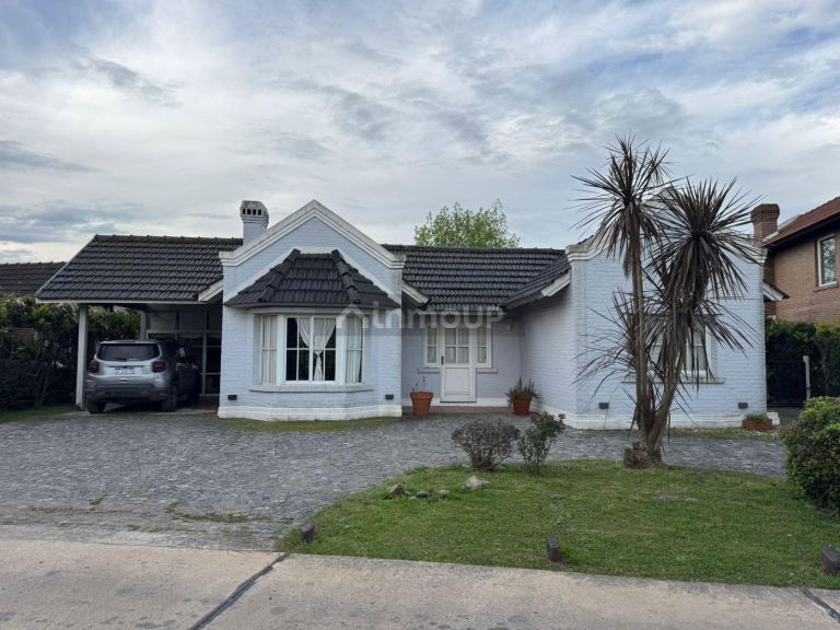 Casa en Venta en Esteban Echeverria, G.B.A. Zona Sur