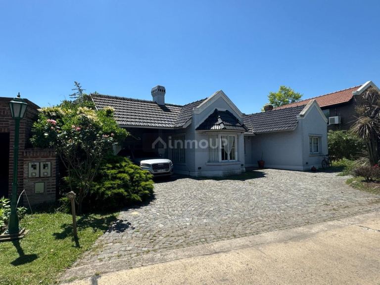 Casa en Venta en Esteban Echeverria, G.B.A. Zona Sur