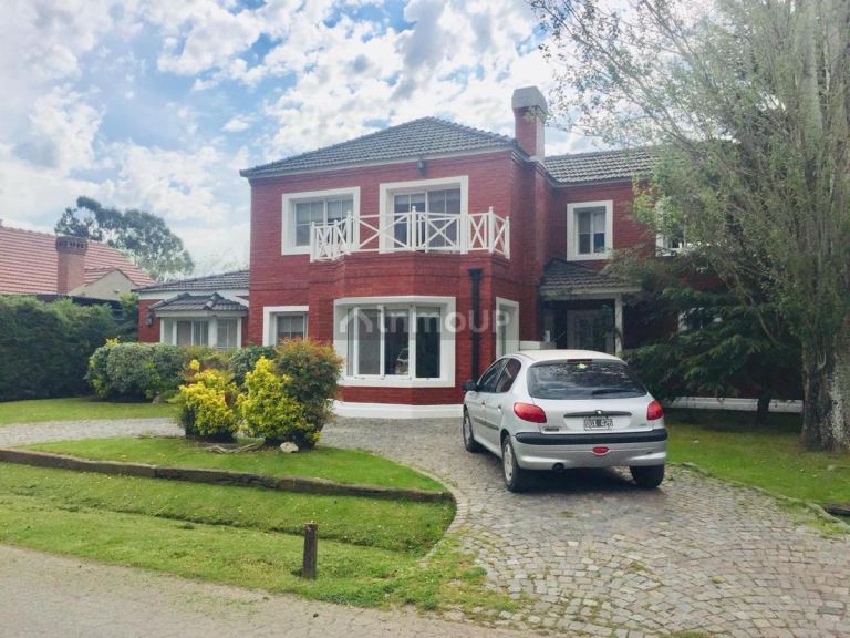 Casa en Venta en Esteban Echeverria, G.B.A. Zona Sur