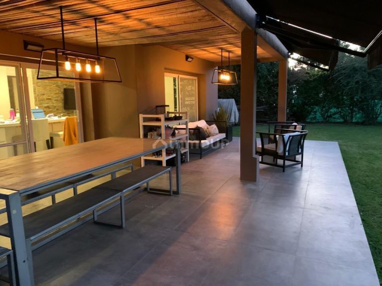 Casa en Venta en Esteban Echeverria, G.B.A. Zona Sur