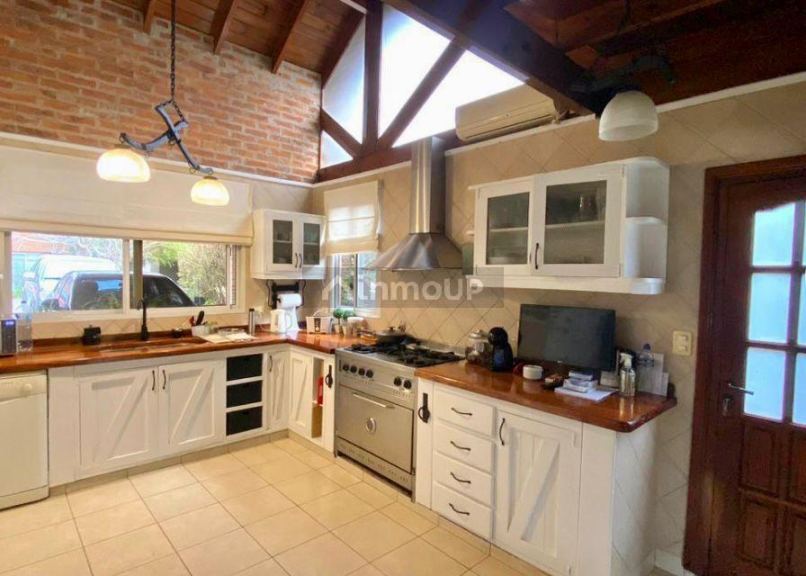 Casa en Venta en Esteban Echeverria, G.B.A. Zona Sur
