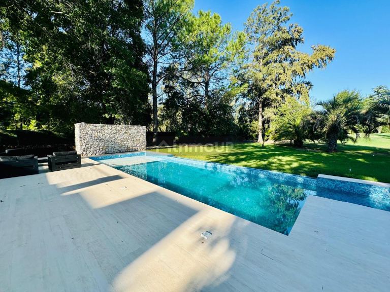 Casa en Venta en Esteban Echeverria, G.B.A. Zona Sur