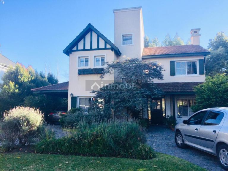 Casa en Venta en Ezeiza, G.B.A. Zona Sur