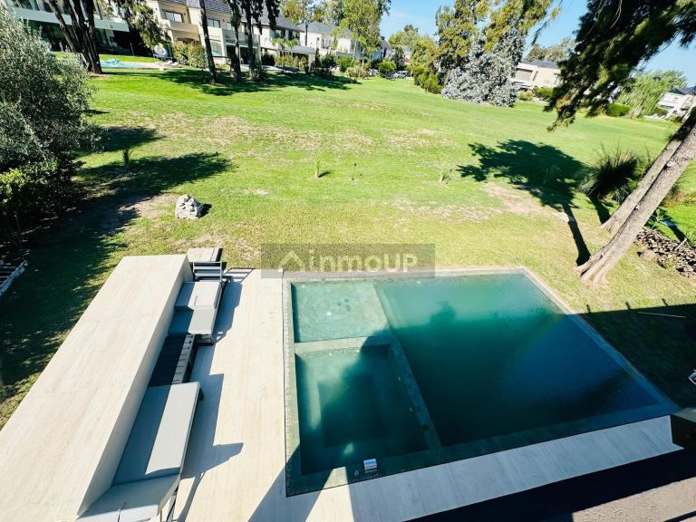 Casa en Venta en Ezeiza, G.B.A. Zona Sur