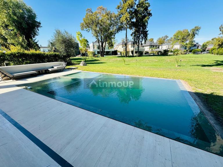 Casa en Venta en Ezeiza, G.B.A. Zona Sur