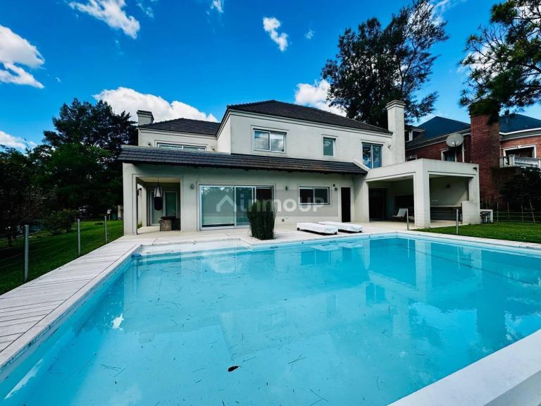 Casa en Venta en Esteban Echeverria, G.B.A. Zona Sur