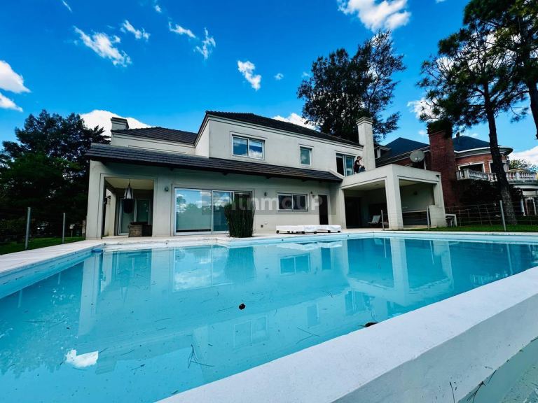 Casa en Venta en Esteban Echeverria, G.B.A. Zona Sur