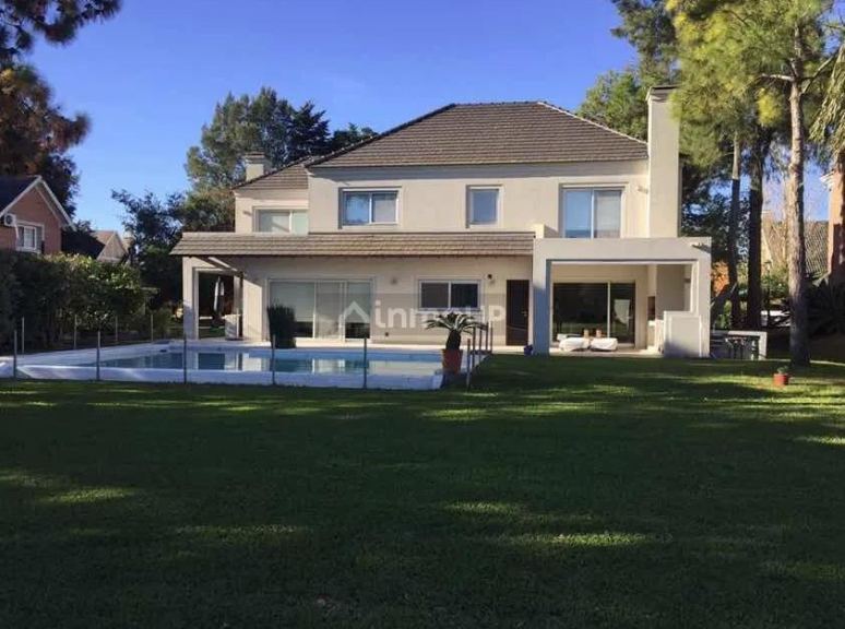 Casa en Venta en Esteban Echeverria, G.B.A. Zona Sur