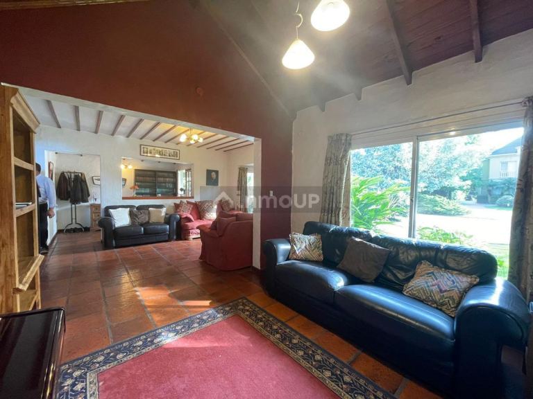 Casa en Venta en Esteban Echeverria, G.B.A. Zona Sur
