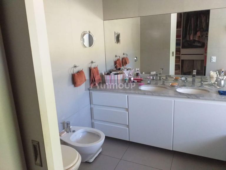Casa en Venta en Ezeiza, G.B.A. Zona Sur