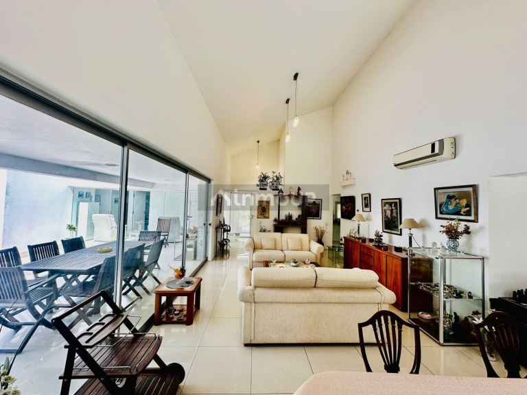 Casa en Venta en Ezeiza, G.B.A. Zona Sur