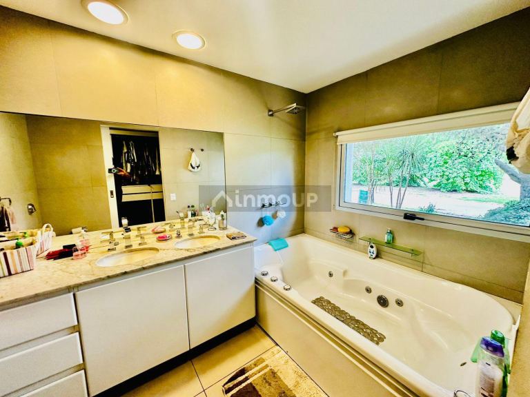 Casa en Venta en Ezeiza, G.B.A. Zona Sur