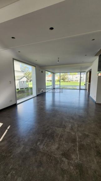 Casa en Alquiler en Esteban Echeverria, G.B.A. Zona Sur