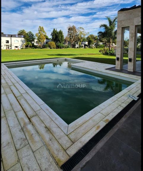 Casa en Alquiler en Esteban Echeverria, G.B.A. Zona Sur