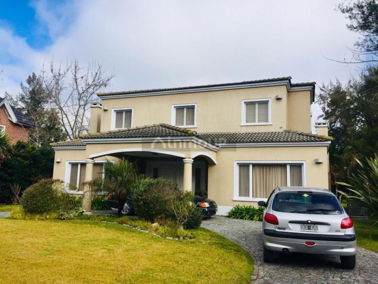 Casa en Venta en Esteban Echeverria, G.B.A. Zona Sur