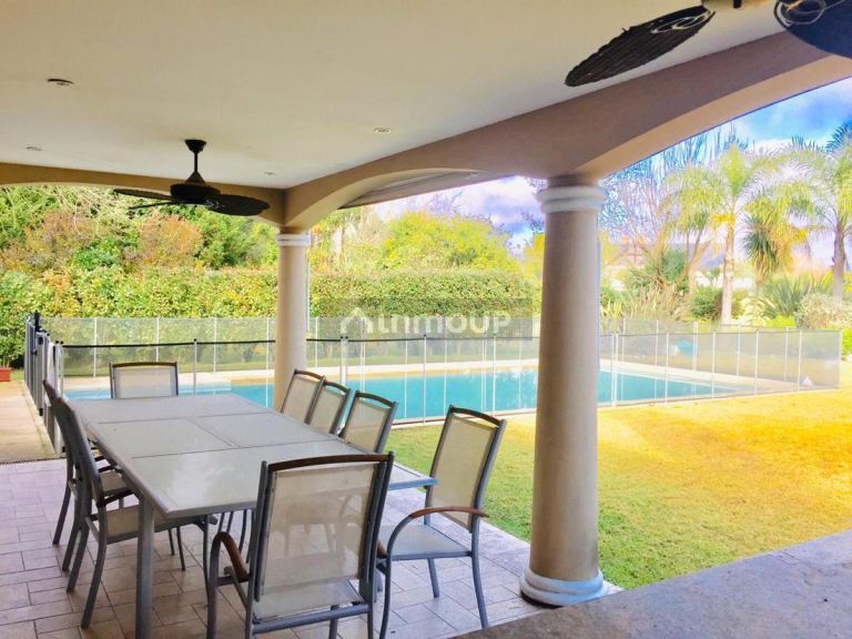 Casa en Venta en Esteban Echeverria, G.B.A. Zona Sur