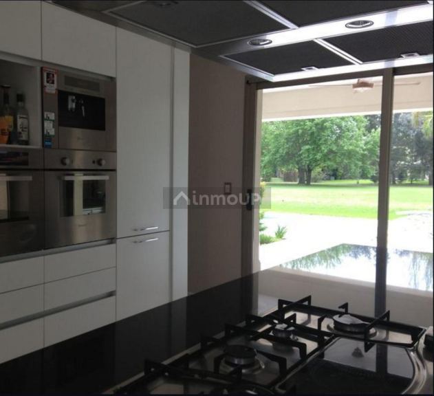 Casa en Alquiler en Esteban Echeverria, G.B.A. Zona Sur
