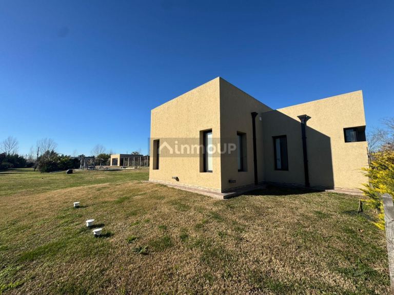 Casa en Venta en San Vicente, G.B.A. Zona Sur