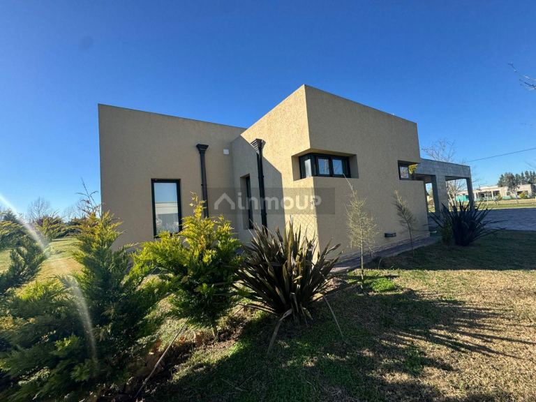 Casa en Venta en San Vicente, G.B.A. Zona Sur