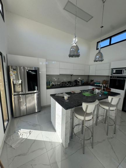 Casa en Venta en San Vicente, G.B.A. Zona Sur