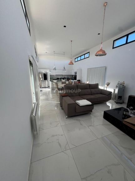 Casa en Venta en San Vicente, G.B.A. Zona Sur