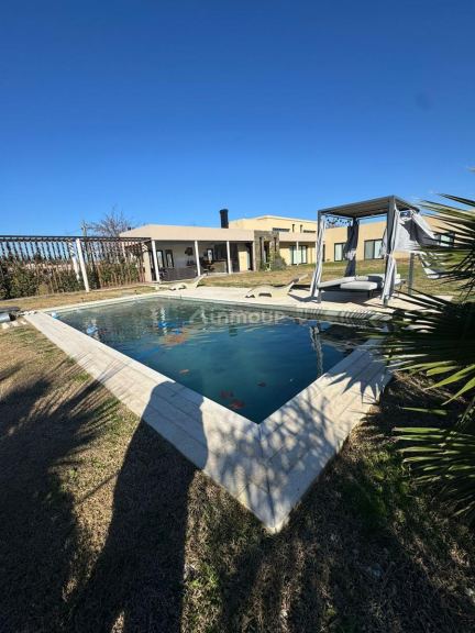 Casa en Venta en San Vicente, G.B.A. Zona Sur