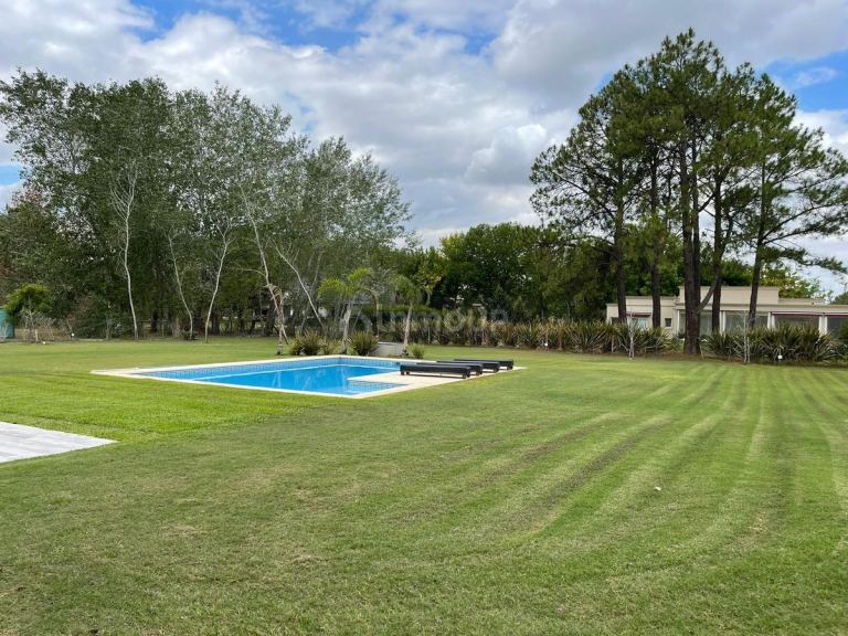 Casa en Venta en San Vicente, G.B.A. Zona Sur