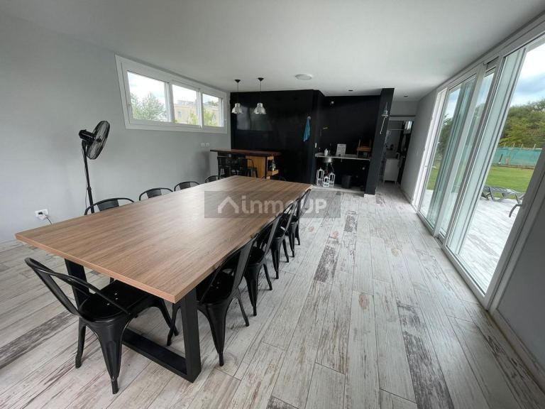 Casa en Venta en San Vicente, G.B.A. Zona Sur