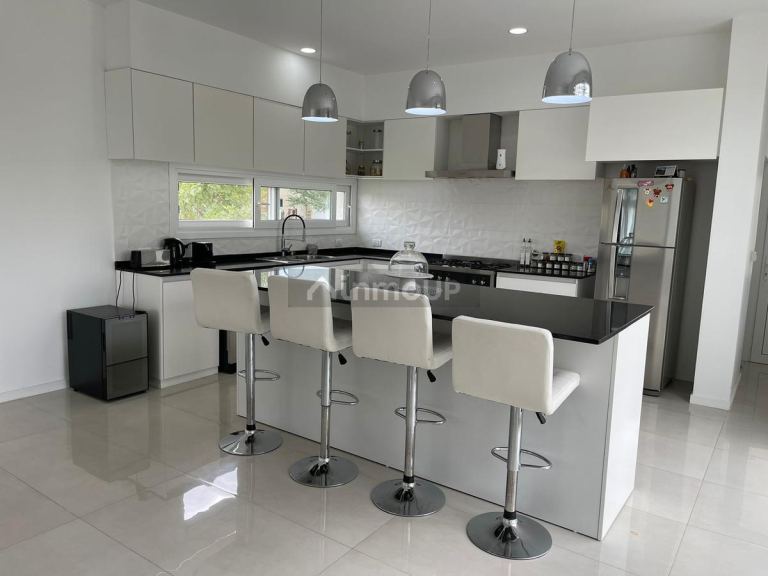 Casa en Venta en San Vicente, G.B.A. Zona Sur