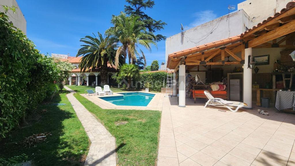 Casa en Venta en Capital, Mendoza