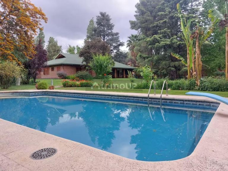 Casa en Venta en Lujan de Cuyo, Mendoza