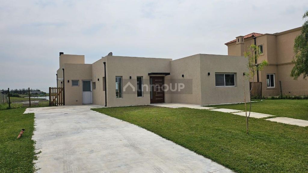 Casa en Alquiler en Escobar, G.B.A. Zona Norte