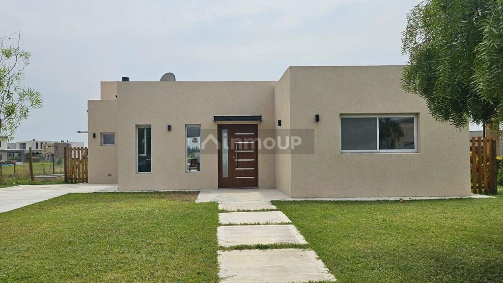 Casa en Alquiler en Escobar, G.B.A. Zona Norte