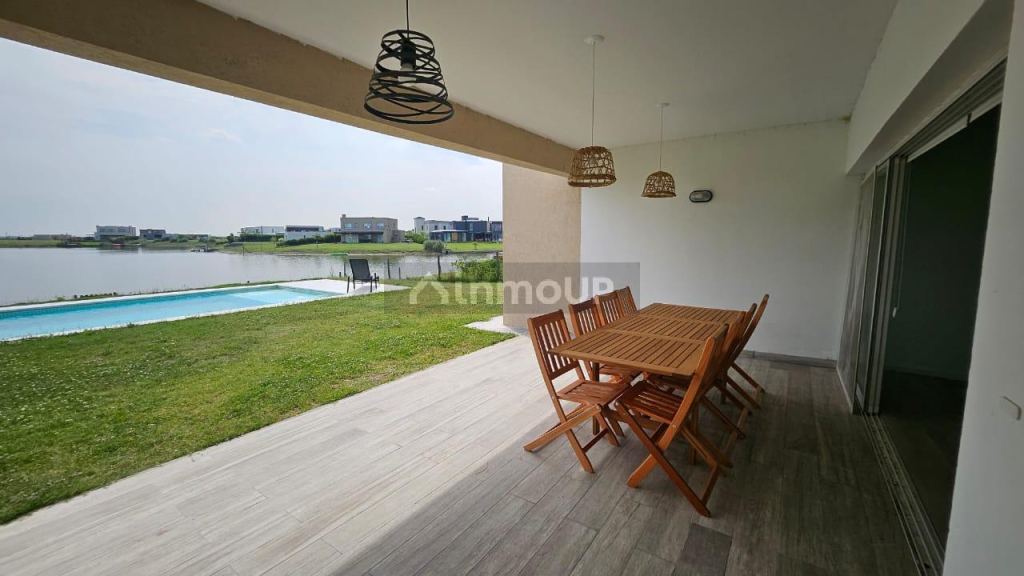 Casa en Alquiler en Escobar, G.B.A. Zona Norte