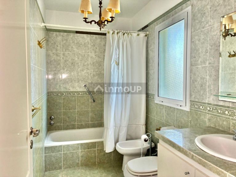 Casa en Alquiler en La Plata, G.B.A. Zona Sur