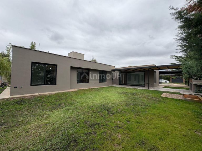 Casa en Venta en Lujan de Cuyo, Mendoza
