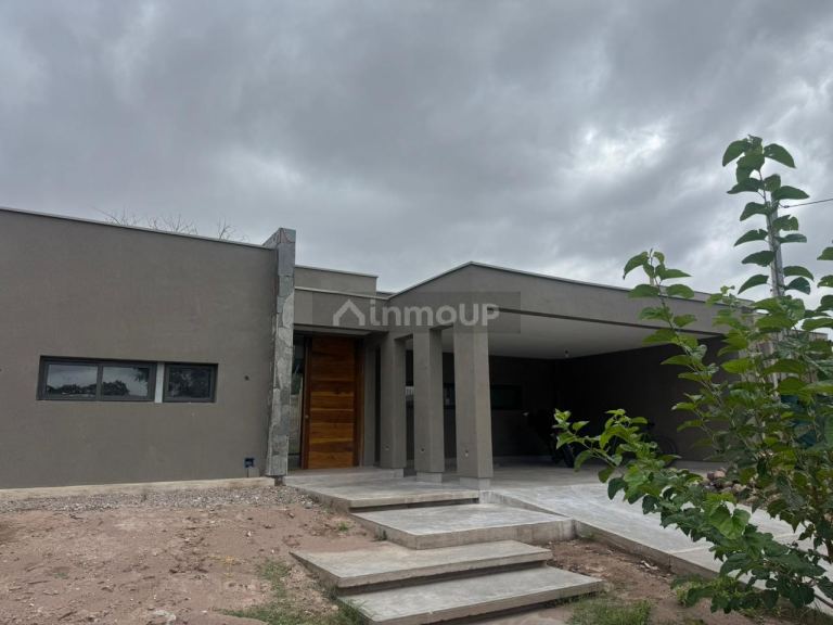 Casa en Venta en Maipu, Mendoza