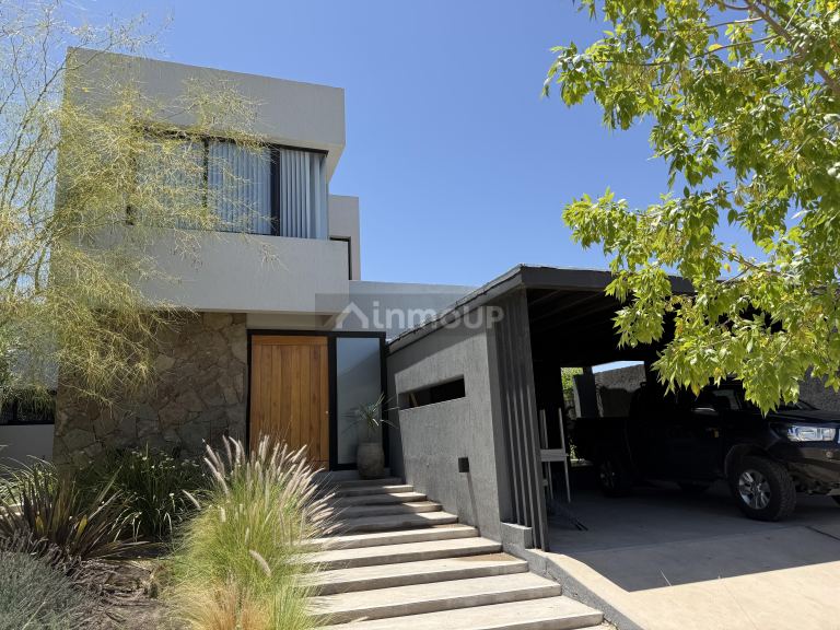 Casa en Venta en Las Heras, Mendoza