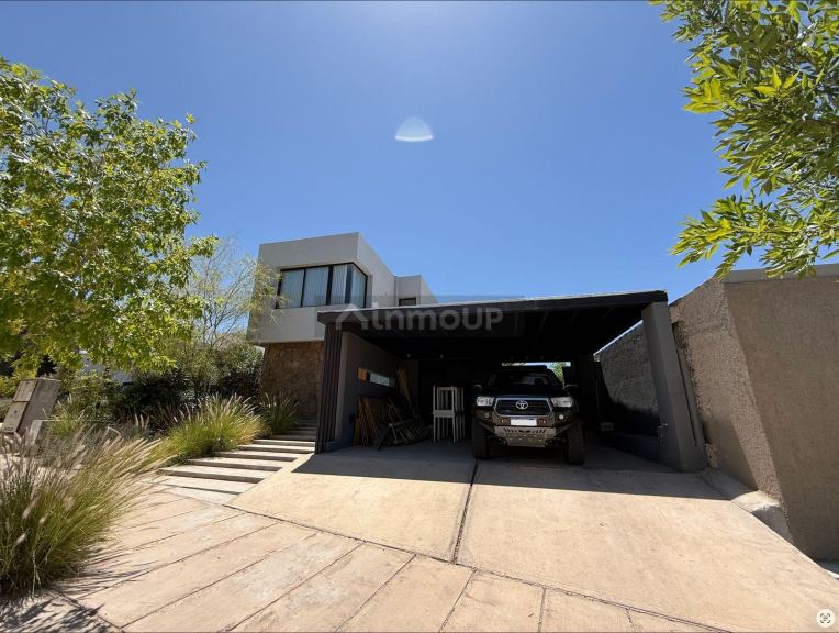 Casa en Venta en Las Heras, Mendoza