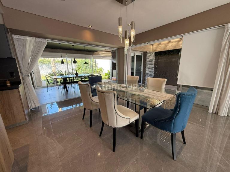 Casa en Venta en Maipu, Mendoza