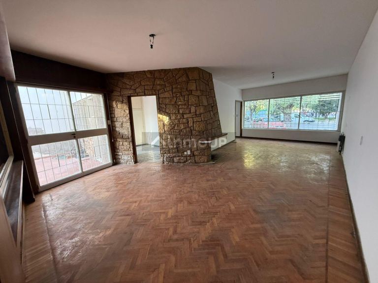 Casa en Alquiler en Capital, Mendoza