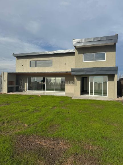 Casa en Venta en Maipu, Mendoza