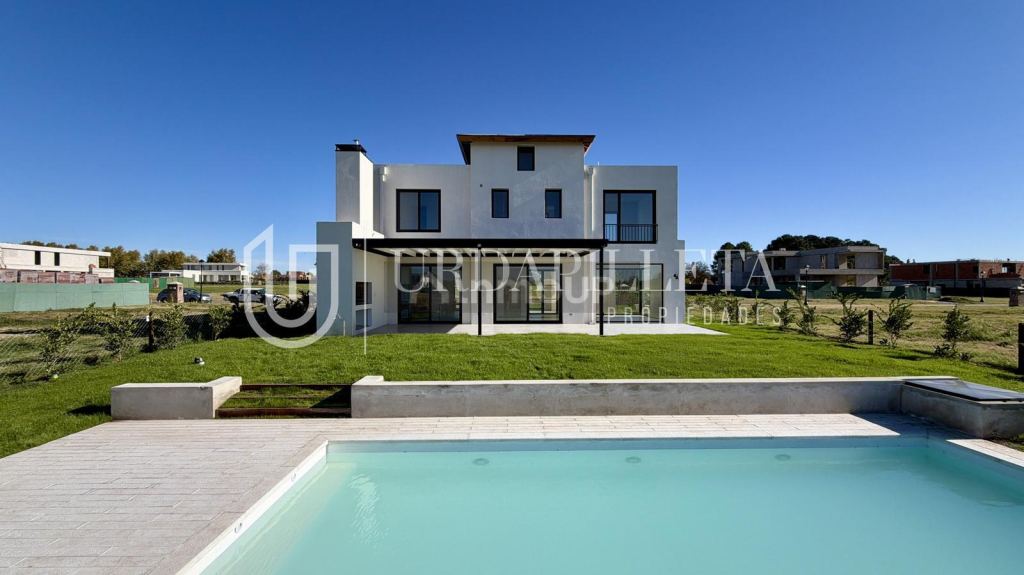 Casa en Venta en Pilar, G.B.A. Zona Norte