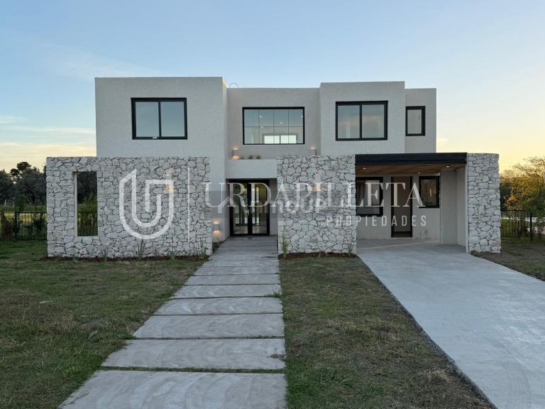 Casa en Venta en Pilar, G.B.A. Zona Norte