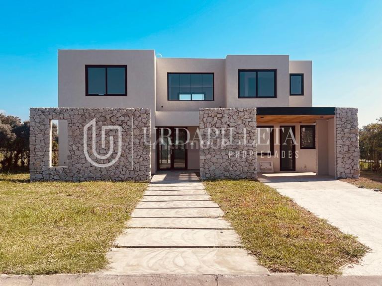 Casa en Venta en Pilar, G.B.A. Zona Norte
